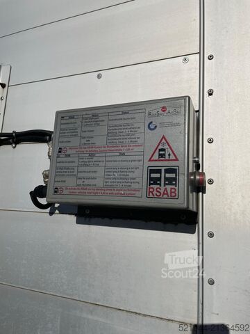 открытый полуприцеп с тентом Schmitz Cargobull SCS 24/L-13.62  Curtainsider Edscha