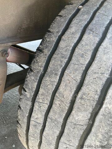 открытый полуприцеп с тентом Schmitz Cargobull SCS 24/L-13.62  Curtainsider Edscha