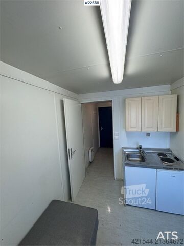 CTX konténerépület  CTX Containerbrakke