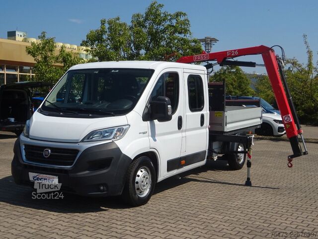 Pick-up bestelwagen FIAT Ducato Maxi Doka Pritsche Fassi Ladekran