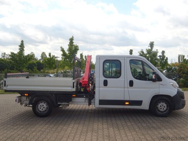 Pick-up bestelwagen FIAT Ducato Maxi Doka Pritsche Fassi Ladekran