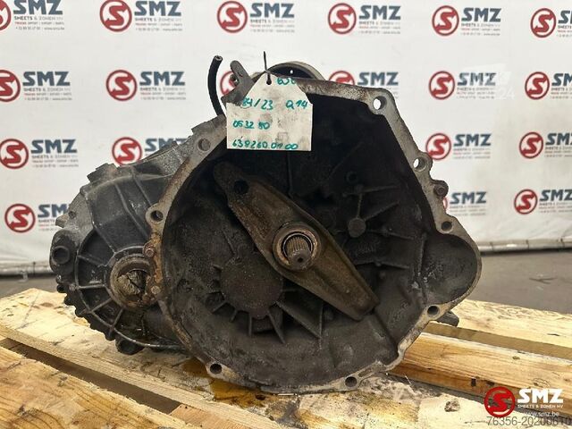 انتقال Mercedes Occ Versnellingsbak Mercedes 718.681