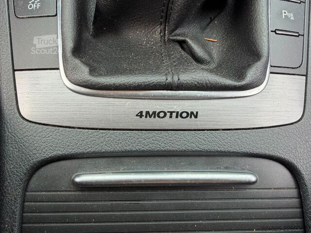 Minibusz VW Passat Variant Comfortline BlueMotion 4Motion