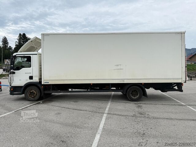 Dobozos teherautó MAN TGL 12.250 KOFFER + LBW EURO6 BJ 2017 UNFALL