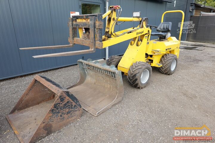 Lader Striegel 150 DYA minishovel met 2 bakken en palletvorken...