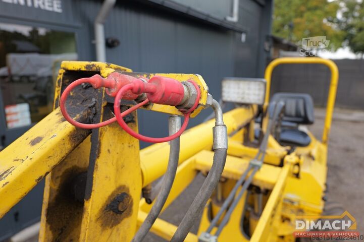 Lader Striegel 150 DYA minishovel met 2 bakken en palletvorken...