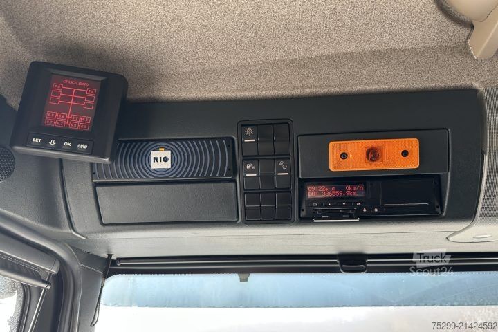 MERKEL Feuerwehrfahrzeuge MERKEL Feuerwehrfahrzeuge MERKEL Feuerwehrfahrzeuge