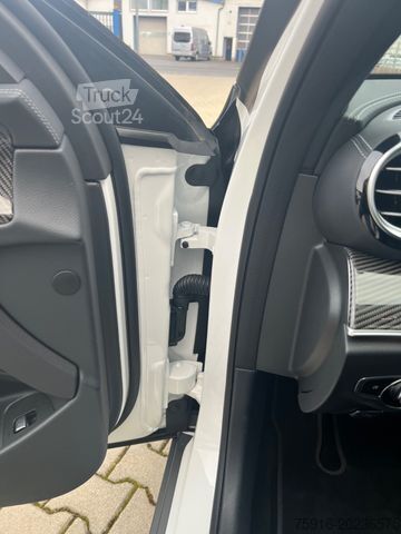 Mikroautobuss MERCEDES-BENZ E 450 4Matic Foliert in Grau Matt original Weiss