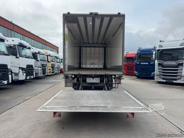 LKW mit Kofferaufbau MERCEDES-BENZ ACTROS 2545*KOFFER*LIFT*ALCOA*DURCHLADESYSTEM*