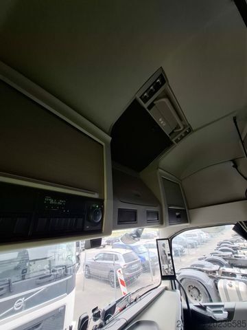 Standardni vlačilec VOLVO FH500 Aero I-Save 4x2 Euro6