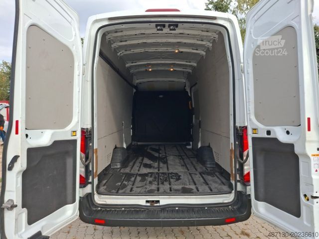 Dobozos furgon CITROEN Jumper 35 L4H2 Club Heavy BlueHD