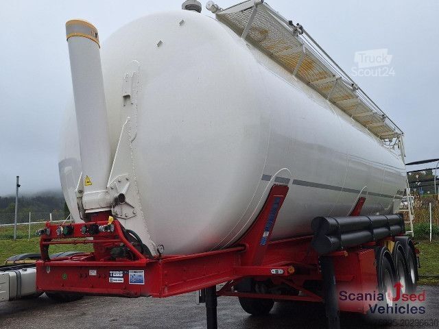 Semi-remorque citerne Kässbohrer Kippsilo SSK 40 XS Neuwertig !!