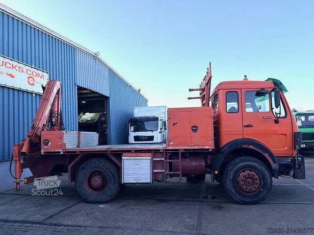 Camion-grue Mercedes-Benz 1922 AK 4x4 V6 WITH ONLY 128.500 KM!! AND HMF 1...