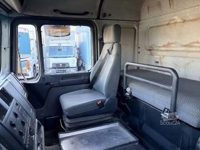 Standaard-SZM MAN 19.403 F2000 SLEEPERCAB (EURO 2 / ZF16 MANUAL G...