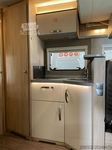 ημι-ενσωματωμένο αυτοκινούμενο τροχόσπιτο Fiat Ducato Carasuite 650 MF | Semintegrato | Completamente Attrezzato