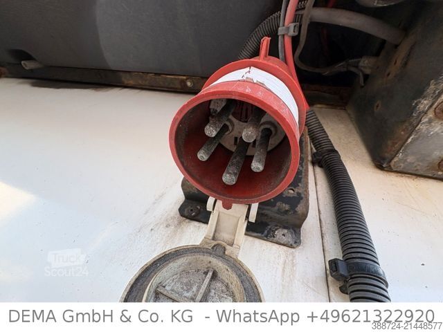 Reefer trailer SCHMITZ CARGOBULL AKO 18*Carrier*LBW*SAF-Achsen*Scheibenbremsen*