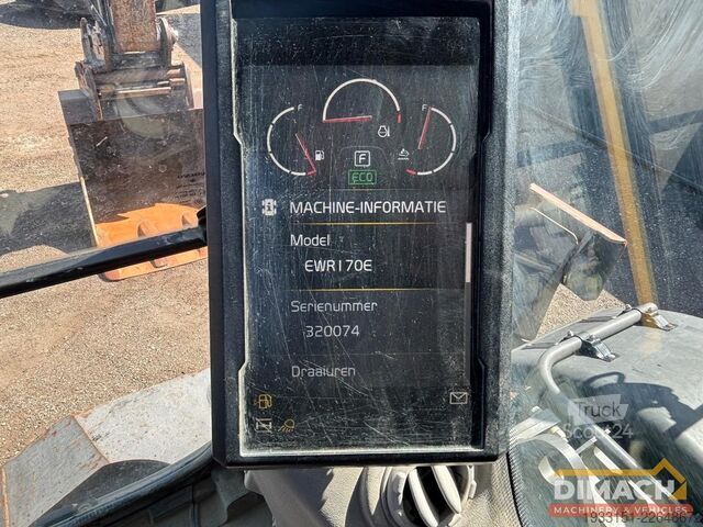Grävmaskin Volvo EWR 170E triple giek - blad + stempels - 5800 u...