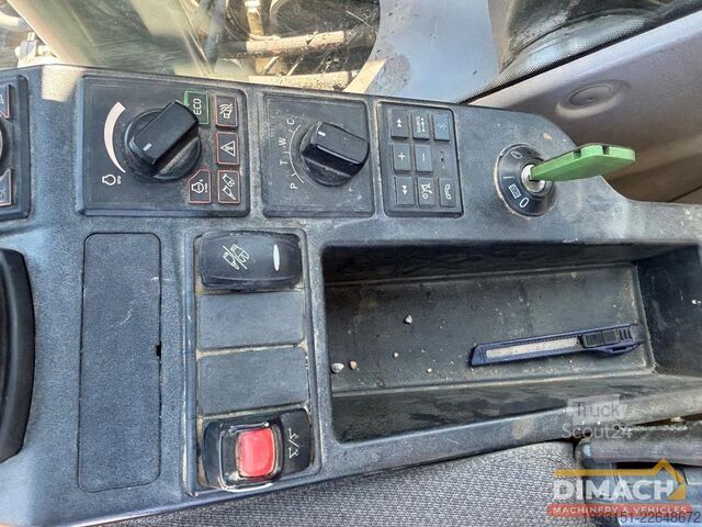 Grävmaskin Volvo EWR 170E triple giek - blad + stempels - 5800 u...