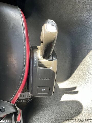 System med krogarm Volvo FM 410 8x4 Hiab 28 Tonmeter laadkraan met 20 To...