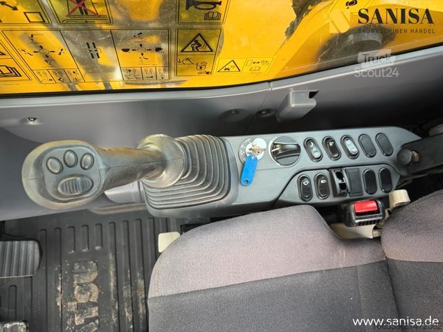 Ķēžu ekskavators KOMATSU PC 210 LC-11/OilQuick 70-55 /2x LöffelZSA
