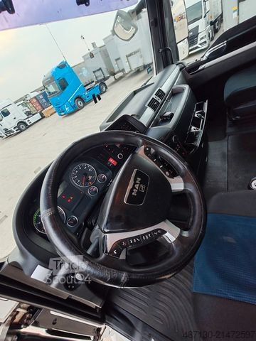 Tracteur routier standard MAN TGX 18.440