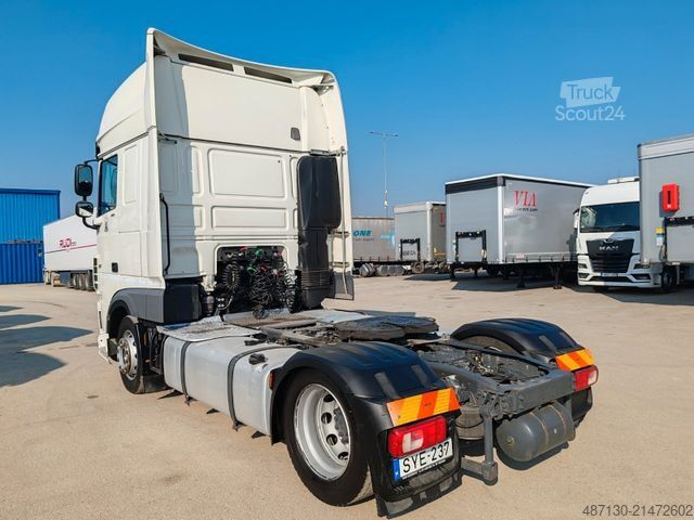 Tūrinis vilkikas DAF XF 106.480 SSC mega