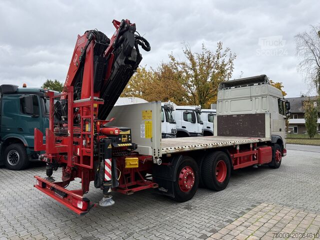 LKW mit Pritsche (offen) Daf XF440 6X2 Fassi 235 mit Jib bis 24.50 Meter