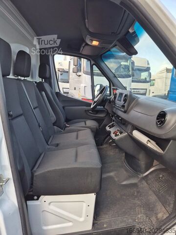Lådbil Mercedes-Benz SPRINTER 315 CDI