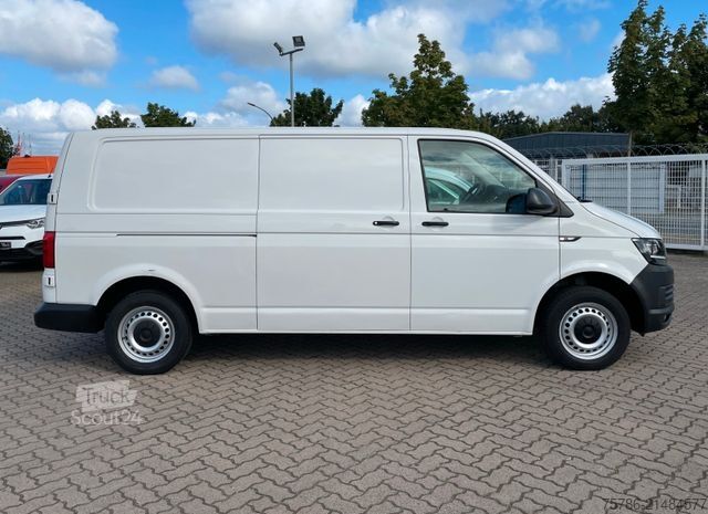 Furgão de painéis VOLKSWAGEN T6 KA Lang/ 75kw/ AC/ 3 Sitze/ Hecktüren