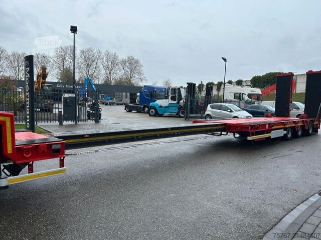Reboque de plataforma rebaixada GOLDHOFER STN-L 3A Mit Hydraulische Rampen