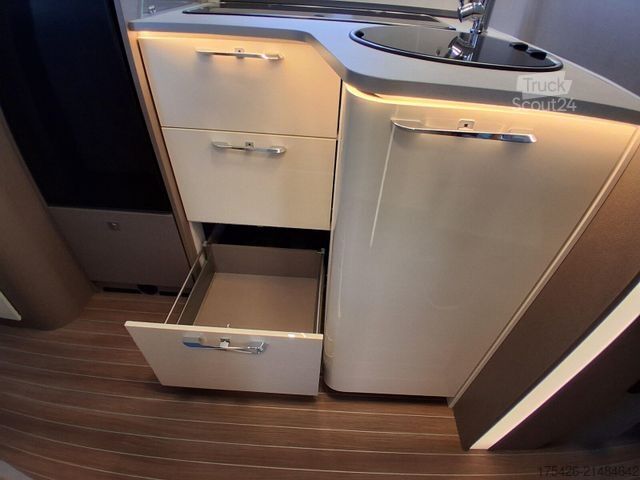 Полуинтегрированный автодом ETRUSCO T 6900 SB *Multimedia Paket*Lithiumbatterie*