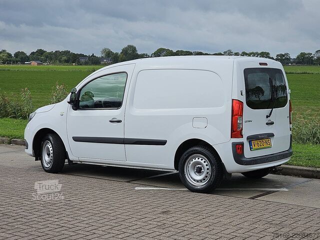 Универсал с высокой крышей MERCEDES-BENZ CITAN 112 benzine ac