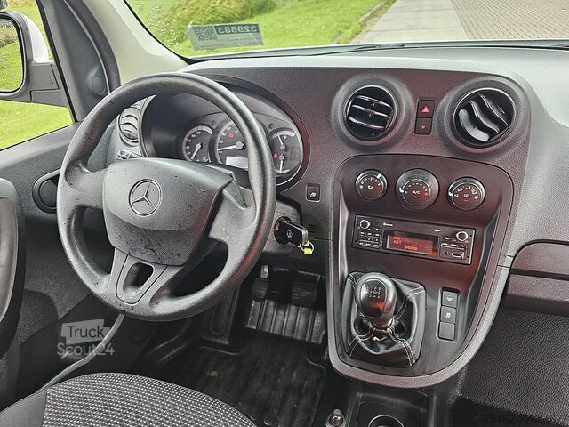 Универсал с высокой крышей MERCEDES-BENZ CITAN 112 benzine ac