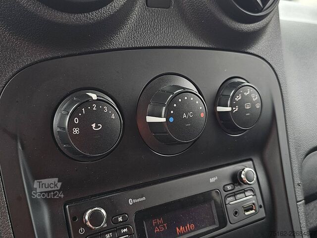 Универсал с высокой крышей MERCEDES-BENZ CITAN 112 benzine ac