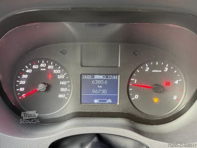 Véhicule utilitaire Mercedes-Benz Sprinter 316 hoch-lang Navi AHK Kamera TÜV12 27