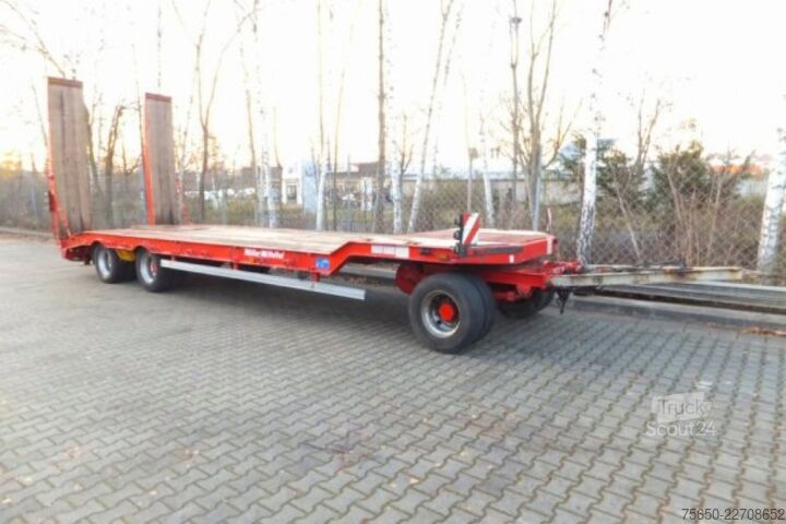Low loader trailer Müller-Mitteltal T 3  3 Achs Tieflader- Anhänger