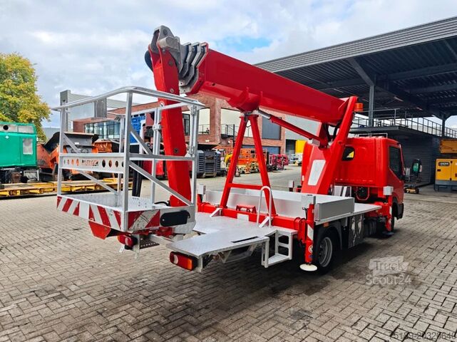 Dvižna ploščad Palfinger P210BK Nissan Cabstar 35.12 NT400