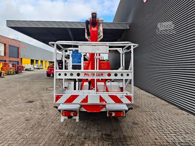 Nostolava Nissan Cabstar 35.12 NT400 Palfinger P210BK