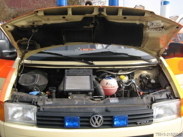 Samochód strażacki VOLKSWAGEN T4 TDI syncro LR Einsatzfz. 6 Sitzer *48.000 KM*