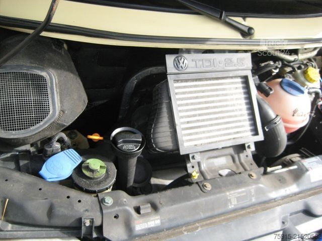 Samochód strażacki VOLKSWAGEN T4 TDI syncro LR Einsatzfz. 6 Sitzer *48.000 KM*