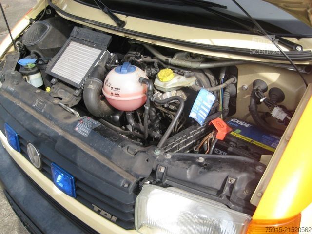 Samochód strażacki VOLKSWAGEN T4 TDI syncro LR Einsatzfz. 6 Sitzer *48.000 KM*