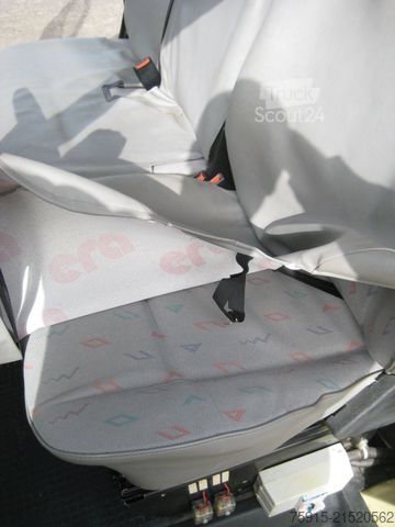 Samochód strażacki VOLKSWAGEN T4 TDI syncro LR Einsatzfz. 6 Sitzer *48.000 KM*