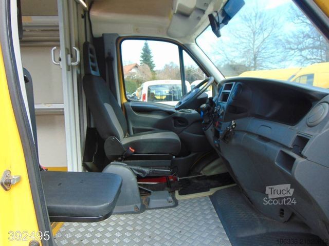 Transporter mit Koffer IVECO Daily 35 S 11 A / P Maxi Postkoffer REGALSYSTEM