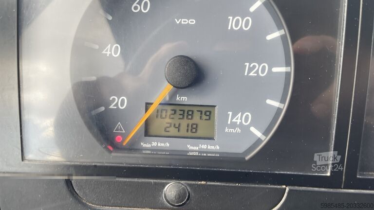 Tri-benne Mercedes-Benz Vario