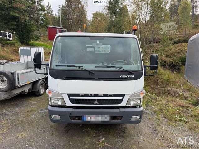 Platform aanhanger Mitsubishi Fuso 7C18 platform car w/ new AdBlue pump, Winch,