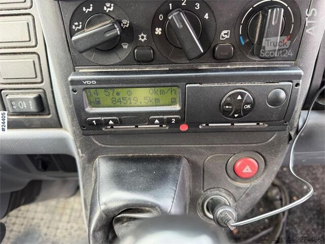 Platform aanhanger Mitsubishi Fuso 7C18 platform car w/ new AdBlue pump, Winch,
