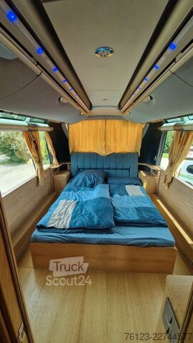 Autocaravana Neoplan Starliner 2 XXL Wohnbus Setra