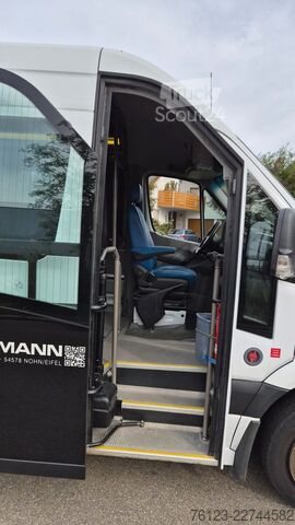 Minibus MERCEDES-BENZ Sprinter 516, Daily, Crafter