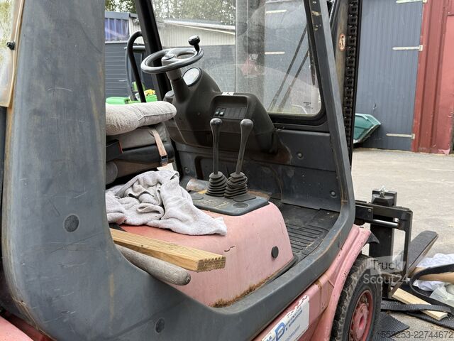 Gaffeltruck Linde H20T-03