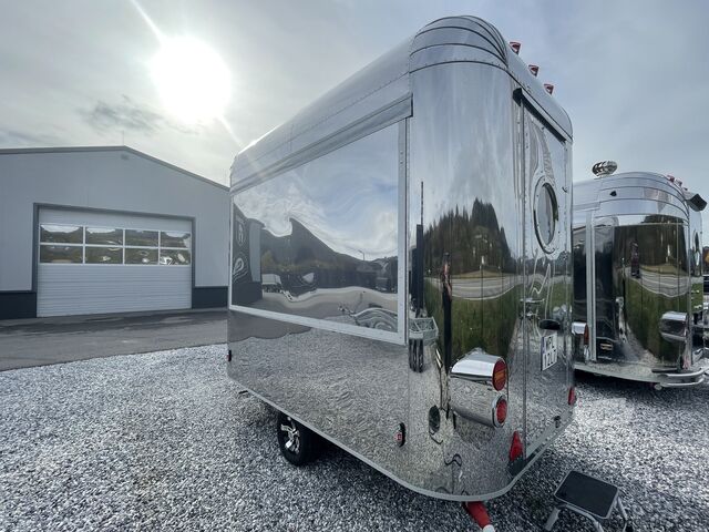 Máquinas de construção de baixa carga Other Foodtrailer Vintage AIRDREAM  - Ausführung NIRO voll eingerichtet ZEITLOS & WERTBESTÄNDIG